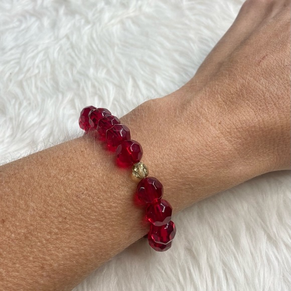 Cherry On Top Bead Bracelet - Picture 4 of 5